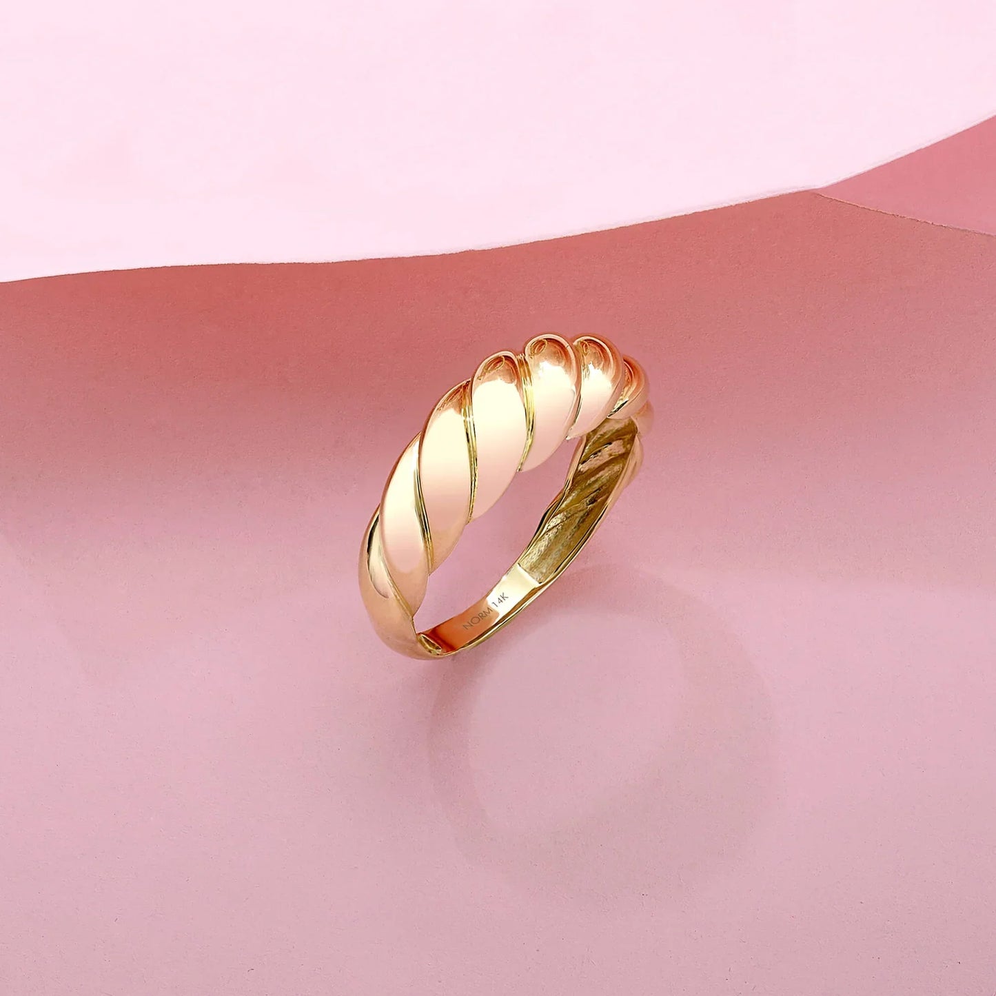 Croissant Ring | Golden