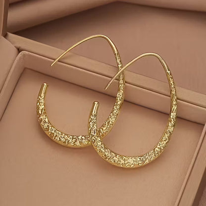 Elegant Vintage Gold Drop Earrings