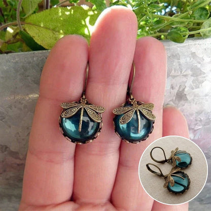 Beautiful Vintage Dragonfly Necklace with Bonus Earrings – Limited Time Offer