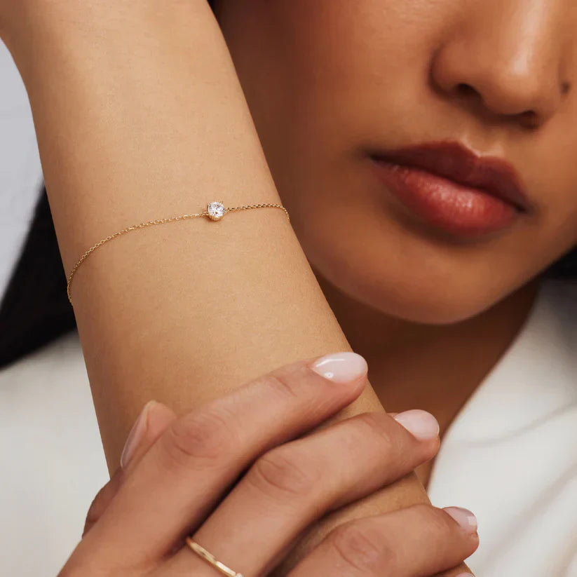 Cléa Moissanite Stone Bracelet | Golden