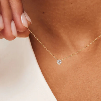 Cléa Moissanite Stone Necklace | Golden